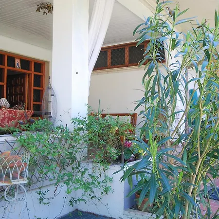3 Bedroom Stunning In 펜션 *